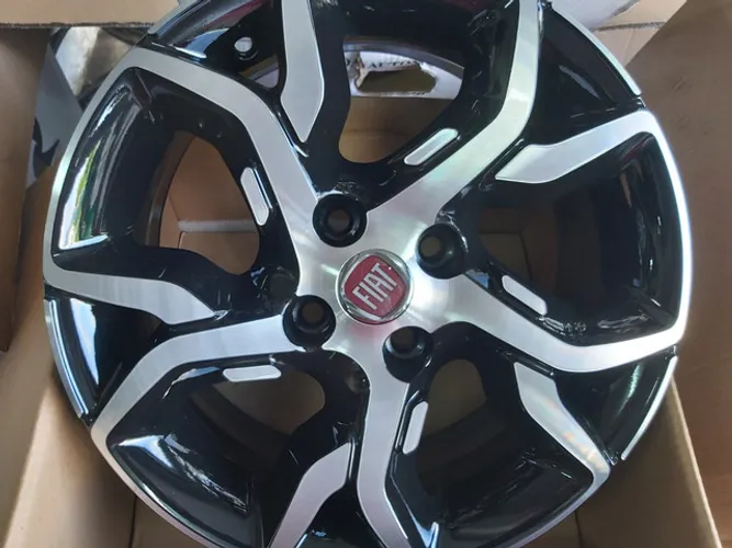 Roda aro 15 Black diamantada