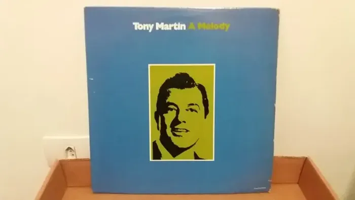 LP - Tony Martin - A Melody
