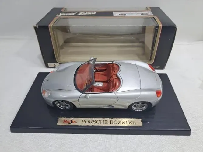 Miniatura Porsche Boxster Maisto 1/18 (Caixa)