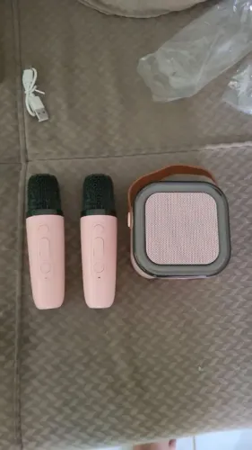 Kit Karaoke com Microfones e Caixinha de Som - Novo!