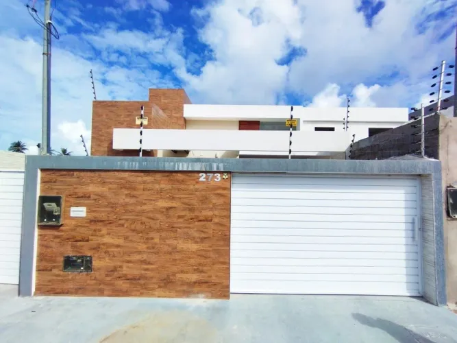 Luar da Barra, 1° etapa, casa com 3/4, suíte.