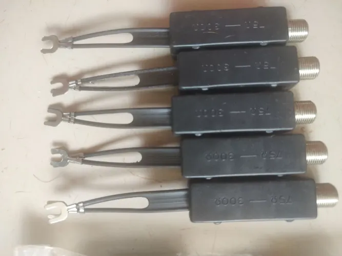 10 pças - Adaptador antena TV E fm 75 - 300 ohms
