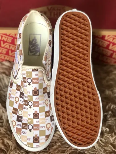 Tênis Vans Slip-On Feminino - Empoderamento