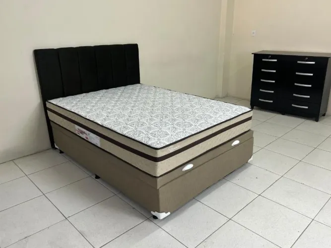 Colchão Basic Molas Ensacadas Casal + Base Box Baú Classic Casal