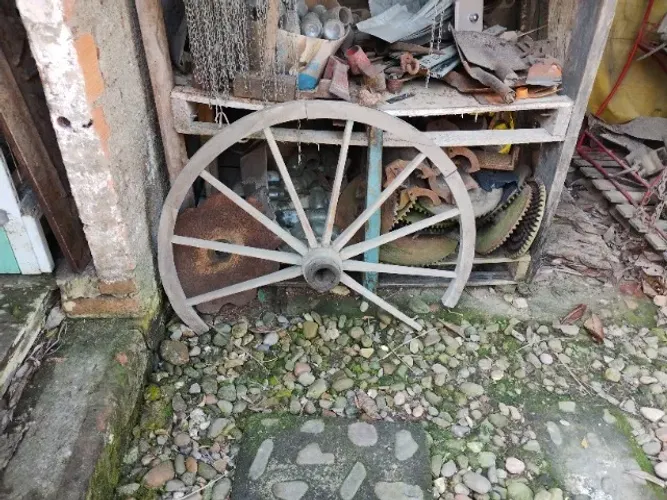 Meia roda de carroça