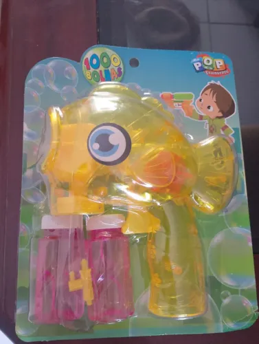 Lançador de bolhas formato peixe
