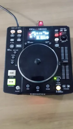 CDj Denon DN-S 1200 LEIA ANTES DE FAZER PERGUNTAS, PARA CONSERTO OU RETIRADA DE PEÇAS !