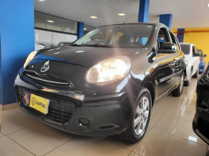 Nissan March SV 1.6 16V Flex Fuel 2013