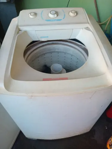 MAQ LAVAR ELECTROLUX 12kg Só $200