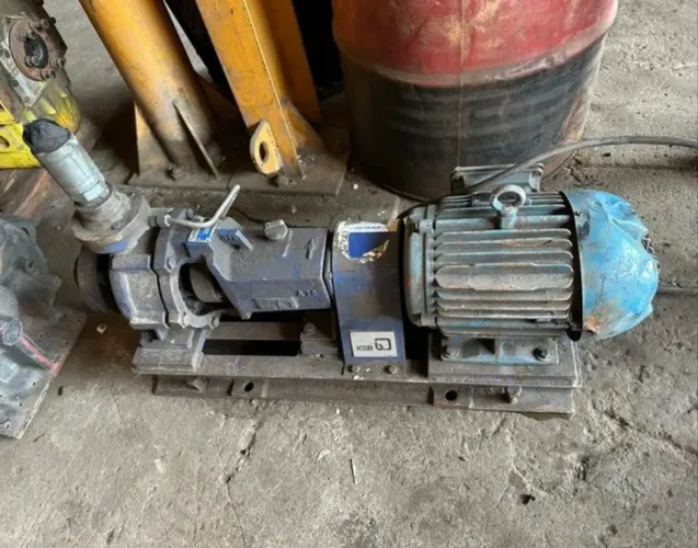 Motobomba de óleo KSB 6cv 