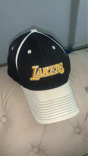 Boné Adidas Los Angeles Lakers