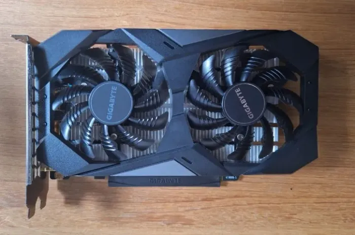 Placa de Vídeo Gigabyte NVIDIA GeForce GTX 1650 OC 4G, GDDR5 - GV-N1650OC-4GD