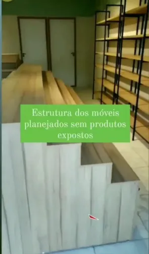 Prateleiras com suporte galvanizado