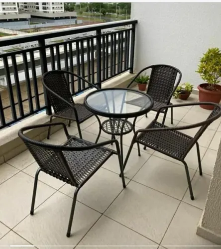 Conjunto Mesa e Cadeiras para Varanda