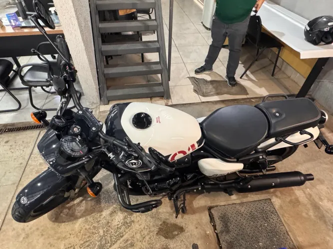 Royal Enfield Shotgun 650 Top 25/25