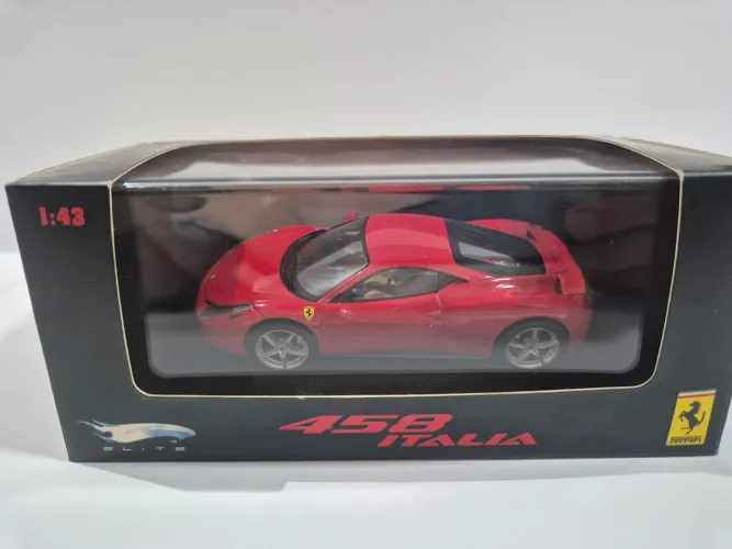 Miniatura Ferrari 458 Italia 1:43 Hot Wheels Elite
