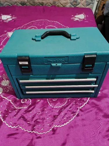 Caixa de ferramentas Makita