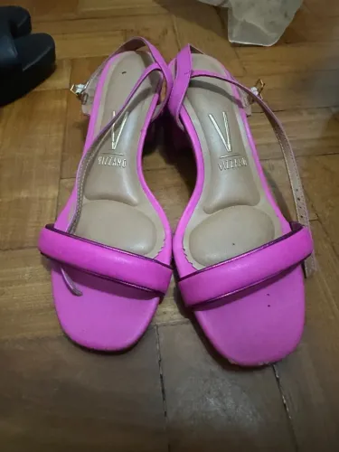Sandália Salto baixo Rosa Pink Vizzano