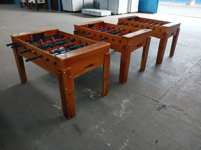 Toto /  Pebolim de Madeira