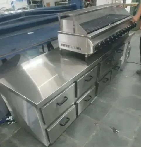 Balcão refrigerado com base para cocção;