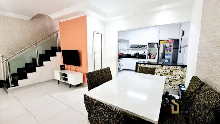 Casa em condomínio fechado | 92m² | 3 dormitórios | 2 suítes | área gourmet | 2 vagas | Ma