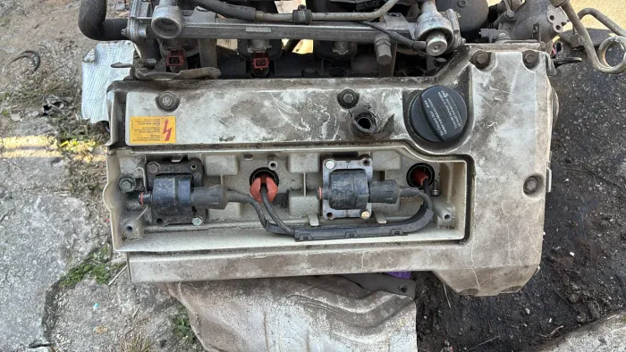 Cabeçote Mercedes c180 ano 98 R$ 2 mil