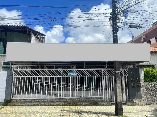 CASA REFORMADA PARA COMÉRCIO !