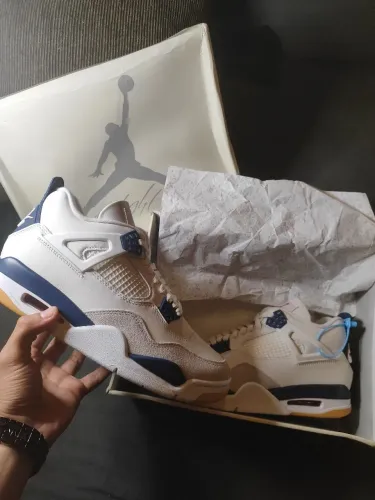 Air Jordan 4 SB - Navy