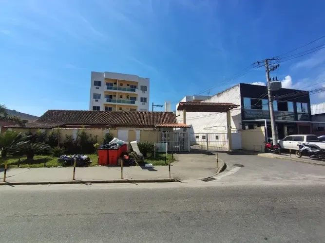 2 Qtos (1 suíte), 1 vaga, Condomínio Neivas Ville. Cpo Grande