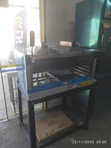 Bh Forno industrial Roma Venâncio 90cm com queimador superior c/ pedra refratária