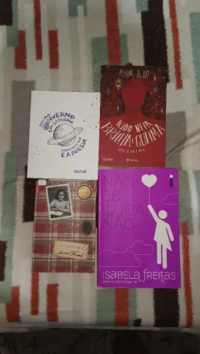Kit de livros, tudo nela brilha e queima, inverno em saturno, diário de Anne Frank, etc