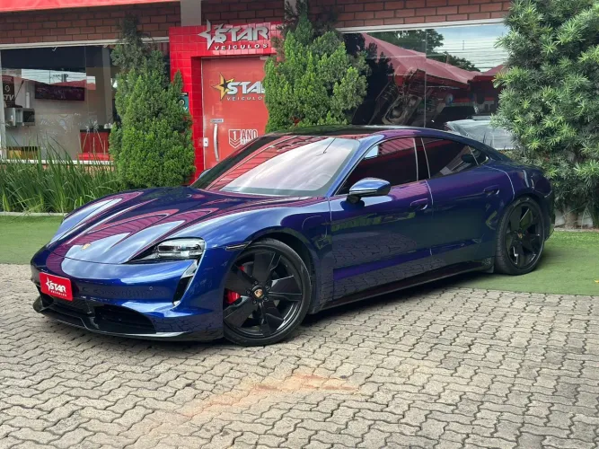 Porsche Taycan 4S (elétrico) 2021