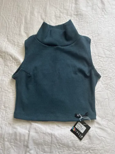 Cropped azul