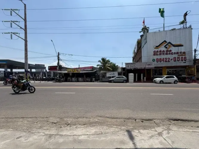 Av. Tefé - Japiim/ próximo ao Distrito Industrial - Banco do Brasil - Terreno com 943m²