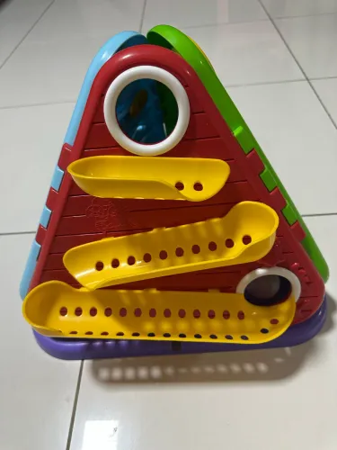 Pirâmide educativa festa na fazenda