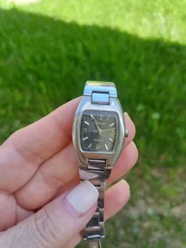 Relógio de pulso feminino Mondaine