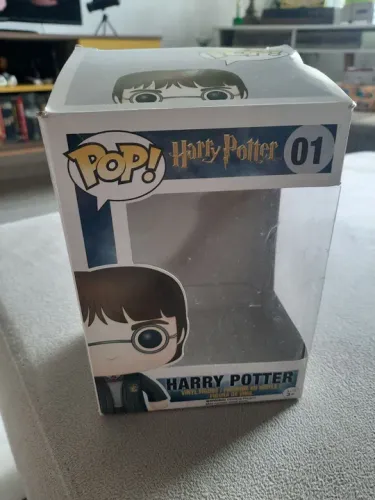 Caixa vazia Funko Pop Harry Potter NR 01 **leia a descrição**
