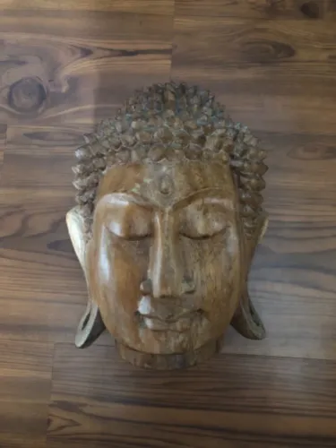 Cabeça Buda em madeira maciça 