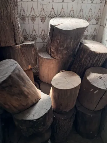 Toras de madeira para decoração, lindas madeiras,para mesa bancos churrasqueira, área 
