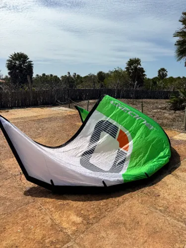 Kite Ozone Catalyst V4 - 12m Verde - Nova Geração! Ainda crocante, muito novo!!