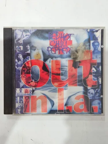 Red Hot Chili Peppers - Out in L.A.