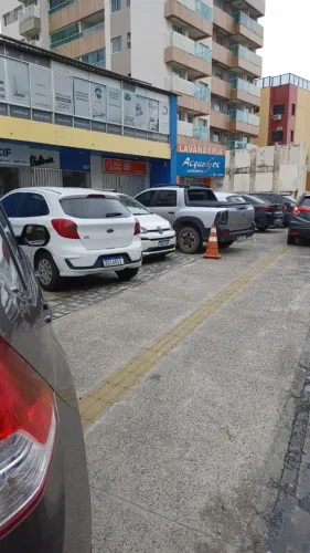 Alugo Sala Comercial - Costa Azul