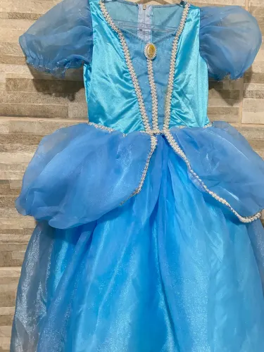 Fantasia Cinderela infantil Disney 