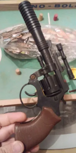 Brinquedo Rambo Lawman 357 anos 90 (completo)