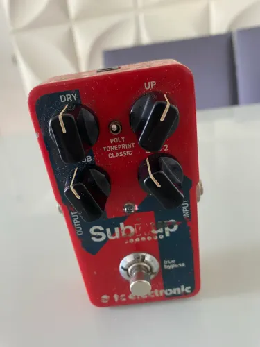 Pedal Oitavador SubNup TC Eletronic
