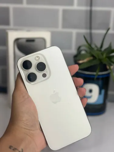 iPhone 15 Pro 128GB 89% Cor white Titanium