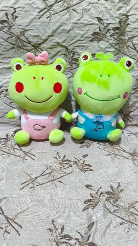 Pelúcia dia dos namorados casal sapinhos