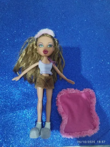 Vintage MGA Bratz Slumber Party Yasmin Doll 