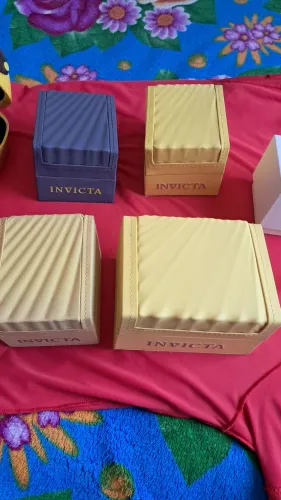 4 caixas Invicta original 