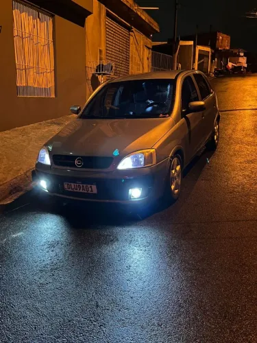 Chevrolet Corsa Hatchback 1.0 MPFI 8V 71cv 5P 2003